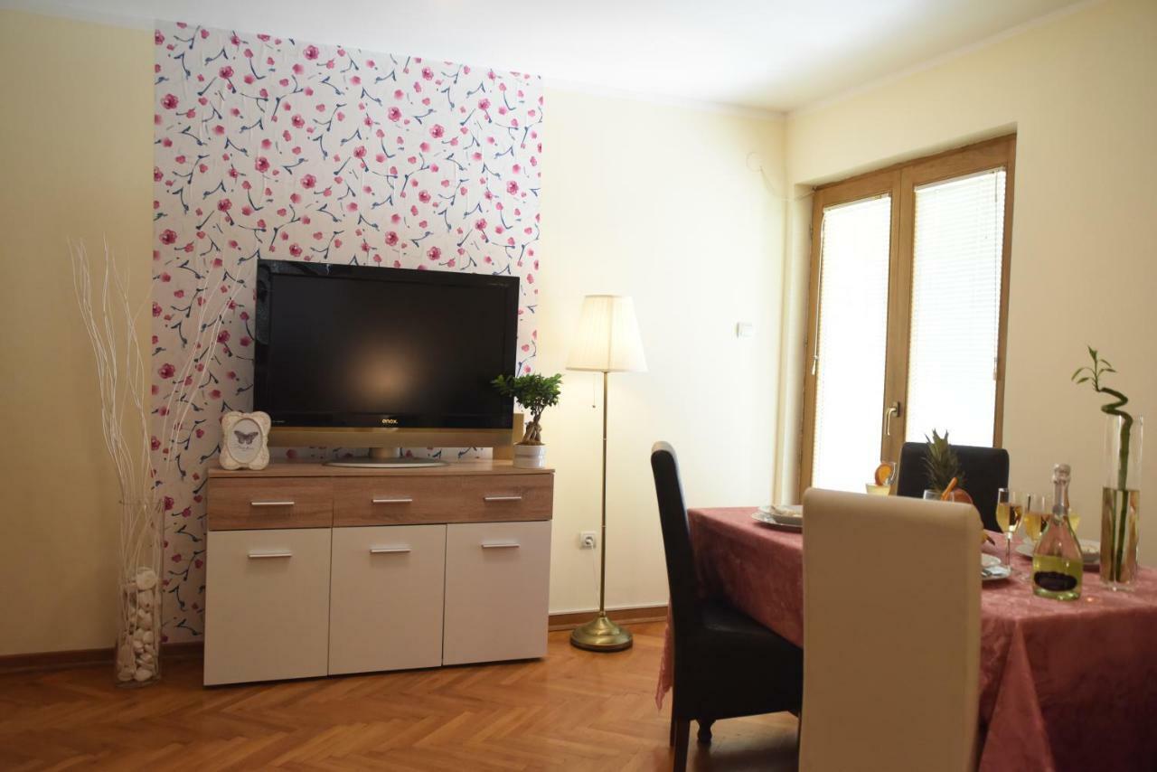 Apartmani Boss Vrnjacka Banja Exterior photo